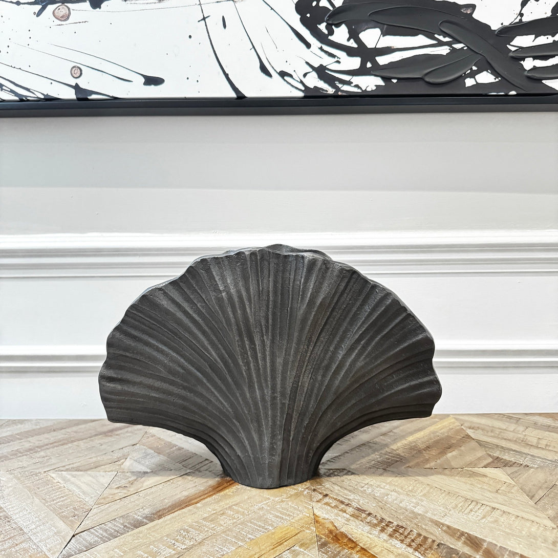 Danna Small Grey Finish Ginko Vase