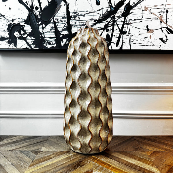 Sabbia Collection Tall Wave Vase
